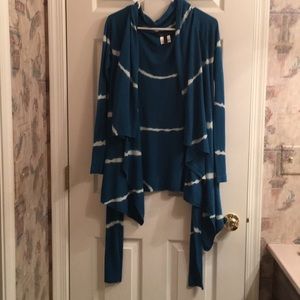 BCBGMaxaria Wrap Shirt XS/S
